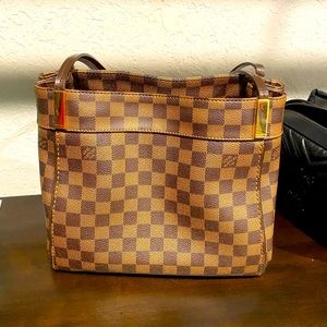Louis vuitton purse- “Marylebone”
